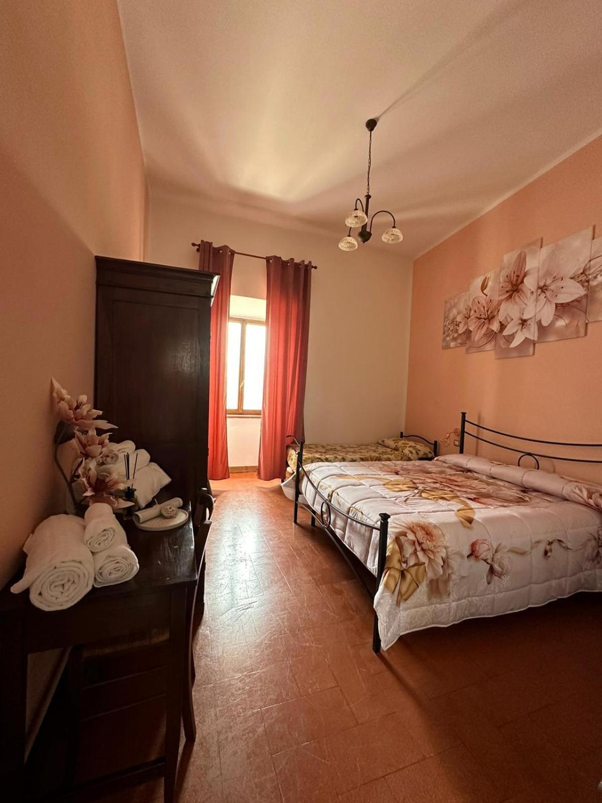 B&B Palazzo Sassatelli Cascia Exterior foto
