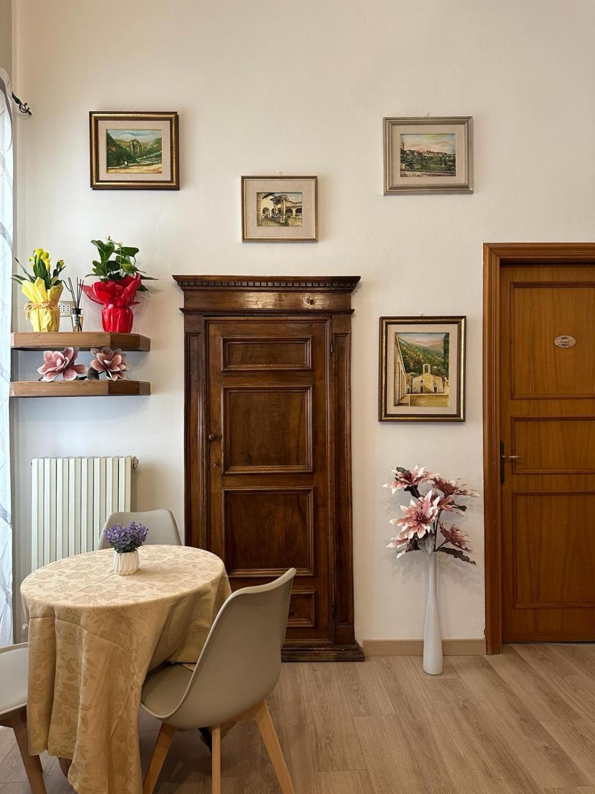 B&B Palazzo Sassatelli Cascia Exterior foto